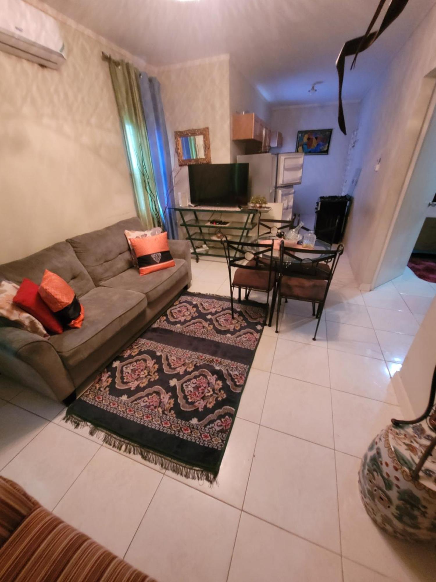 #1 Jacaranda Vacation Home Spanish Town Exteriör bild